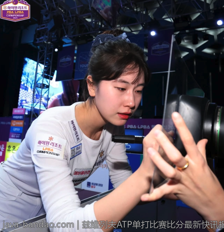 兹维列夫ATP单打比赛比分最新快讯报道